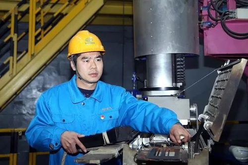 四優(yōu) 模范共產(chǎn)黨員丨于從敏 烤 驗精神, 焊 寫人生